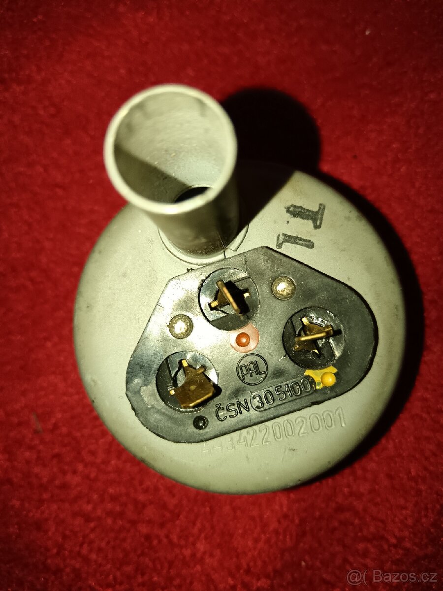 Díly škoda Tatra Praga Lada Jawa ČZ - 12