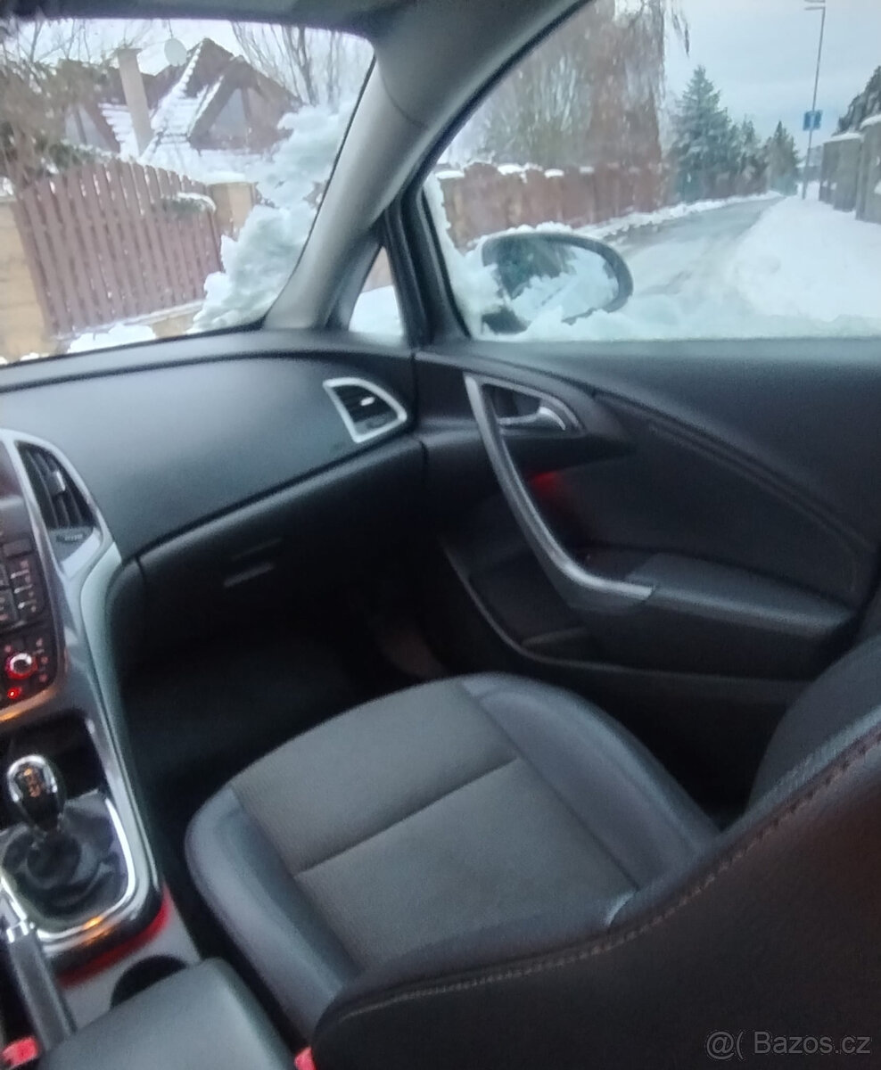 Opel Astra, 2.0D sport tourer - 12