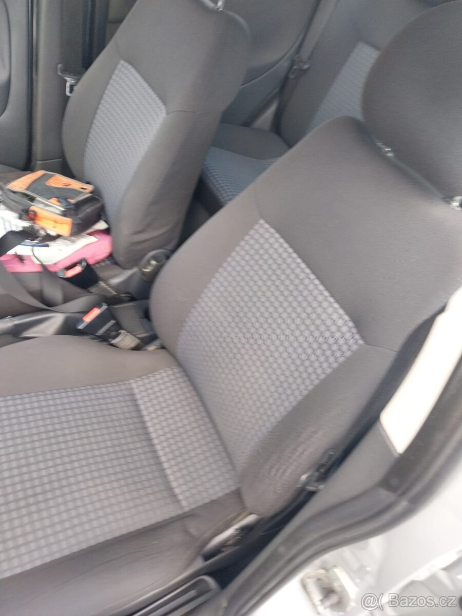 Opel Corsa 1,2i 173 000km - 12