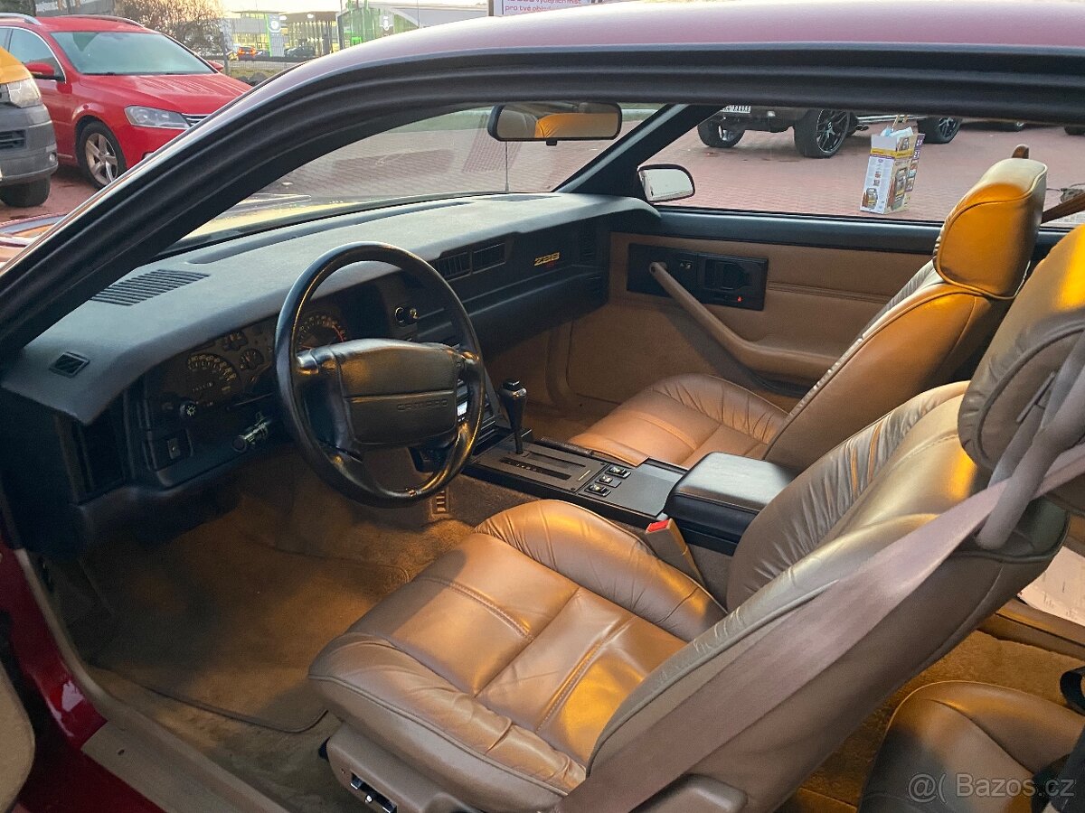 CHEVROLET CAMARO 5.7 RZ BÍLE CZ - 12