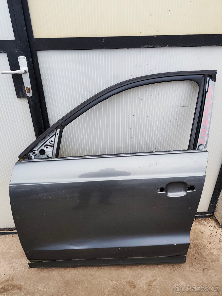 Audi Q3, 2.0TDI náhradní díly a dveře. - 12