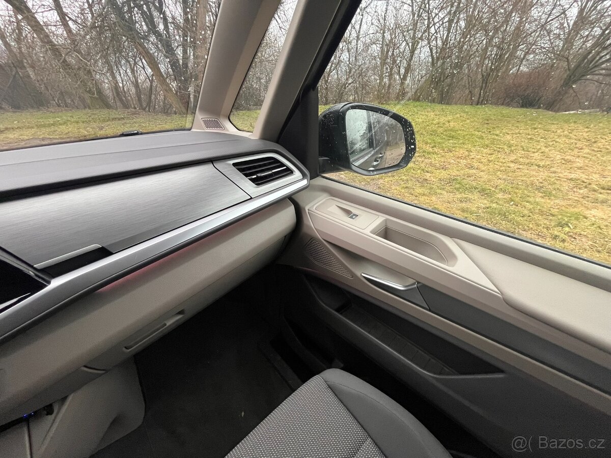 Pronájem VW Multivan - Long verze - 12