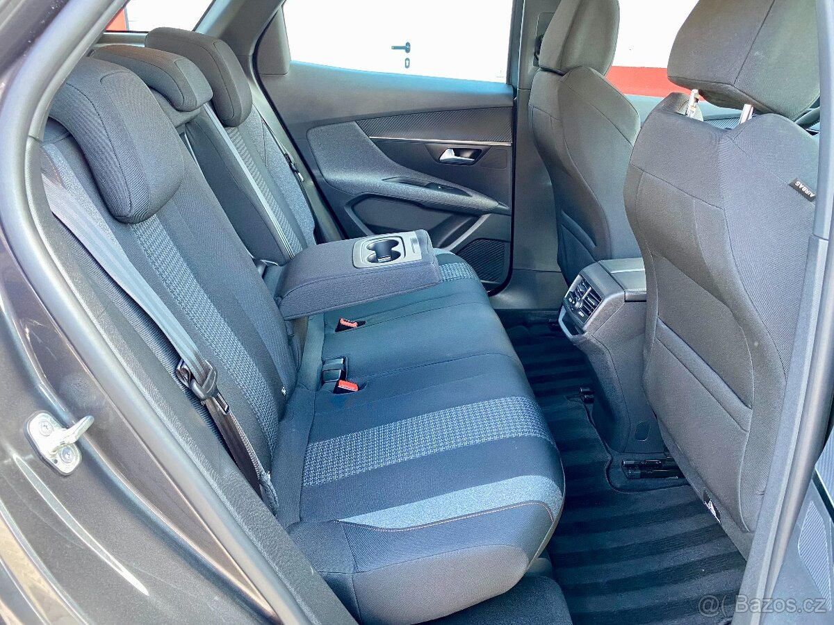 PEUGEOT 3008 1,2 Puretech / LED / TEMPOMAT / 2022 - 12