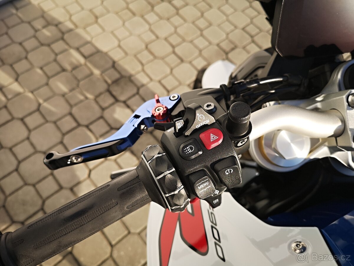 BMW F900R , r.v.03/2023, nové v ČR, najeto jen 10.682 km - 12