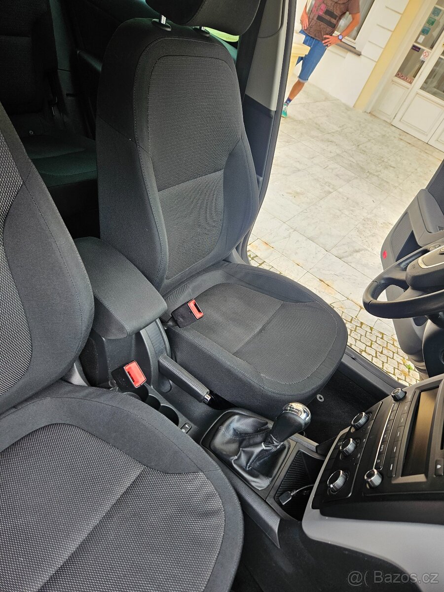 Škoda Yeti 1.2 TSI 2010 BEZ KOROZE Nový řetěz+servis+STK - 12