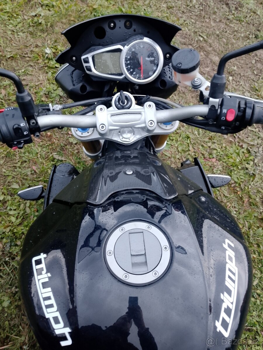 Triumph speed triple R - 12