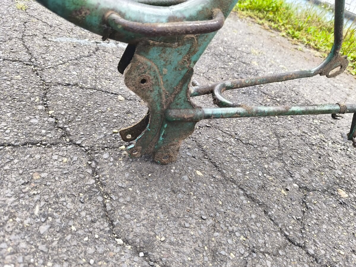 Stadion S11, rám ušák +vidle+vahadla - 12