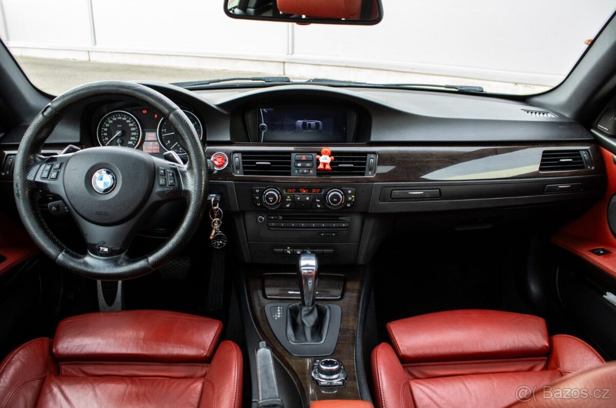 BMW E92 330d xDrive 180kw AT/6 2010 - 12