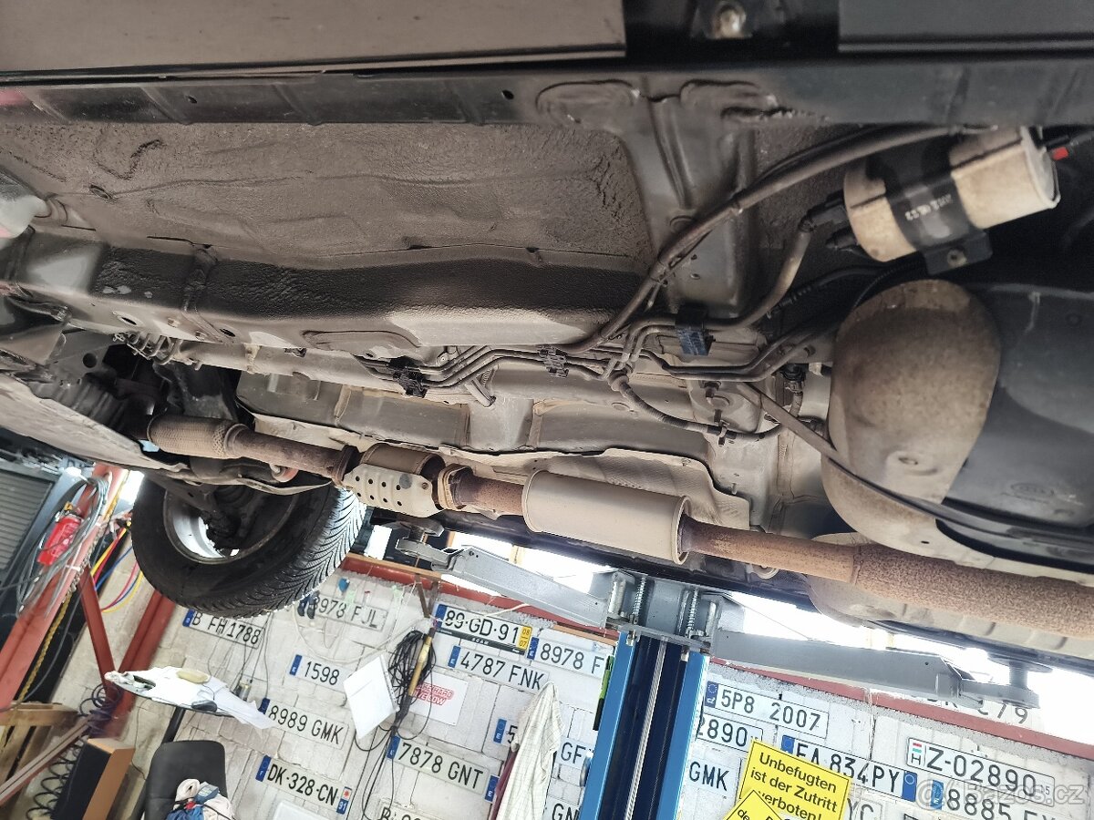 SSANGYONG KORANDO 2,0 i 16V LPG - 12