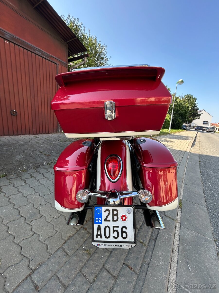 Triumph Rocket III, Touring 2.3i - 12