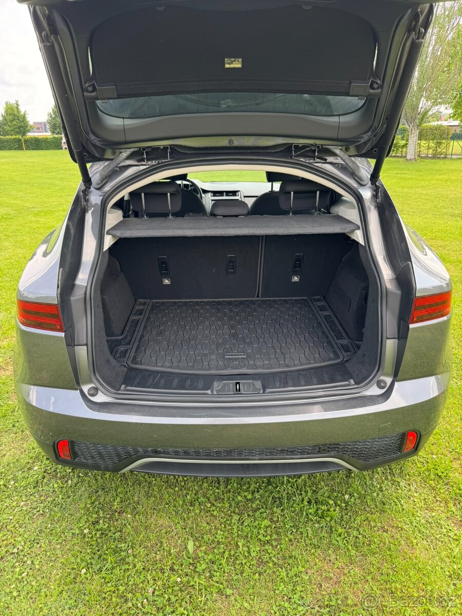 JAGUAR E-PACE 2.0D Bussines - 12