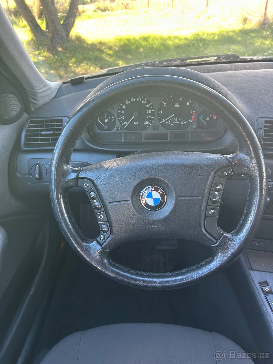 Bmw 320i,125 kw - 12