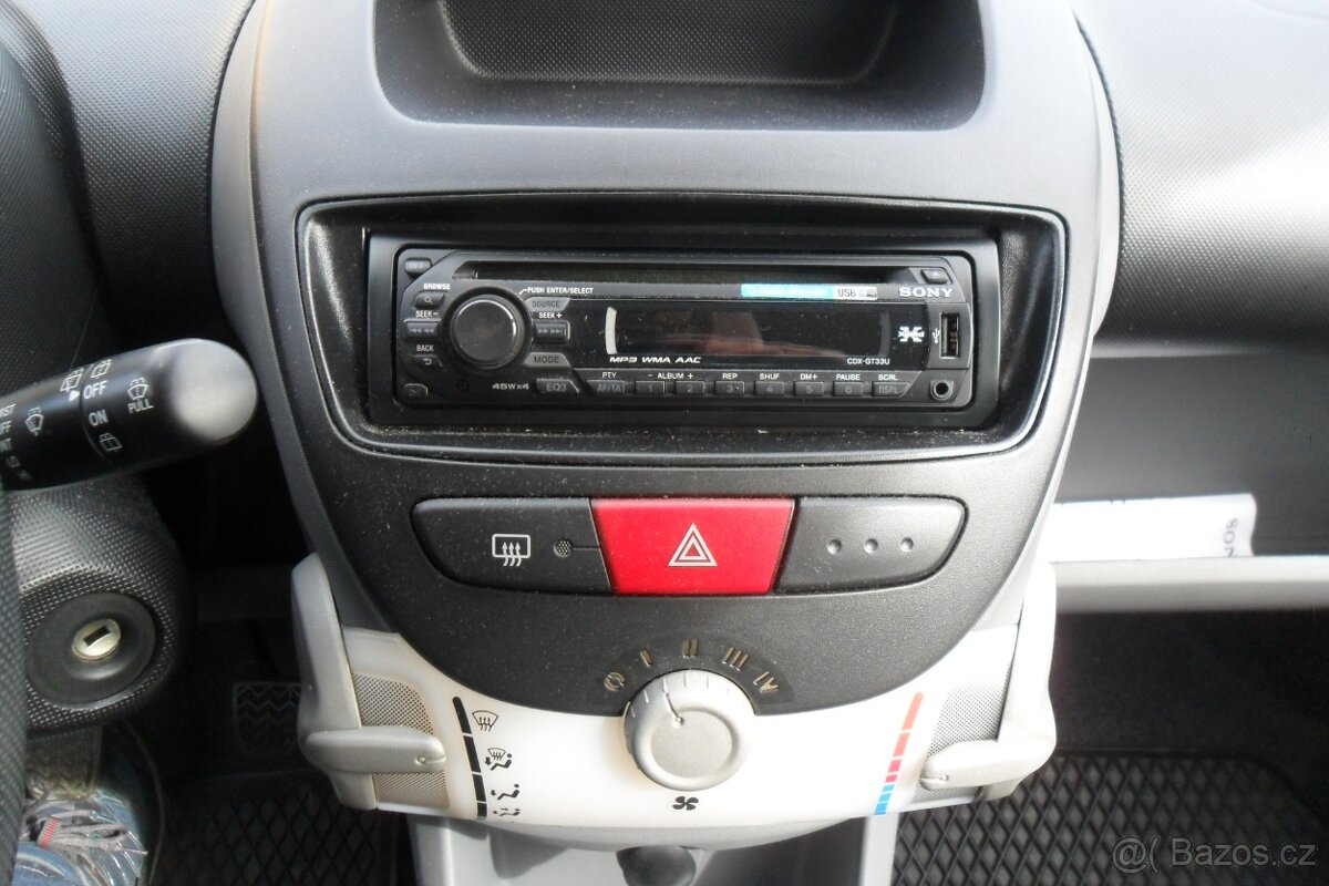 Peugeot 107, 1.0i/50kW, r.2007, 115.410 km- Servis. kniha - 12