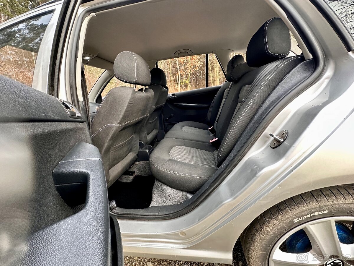 Škoda Fabia 1 1.4 16v 59kw SPORTLINE COMBI TZ - 12