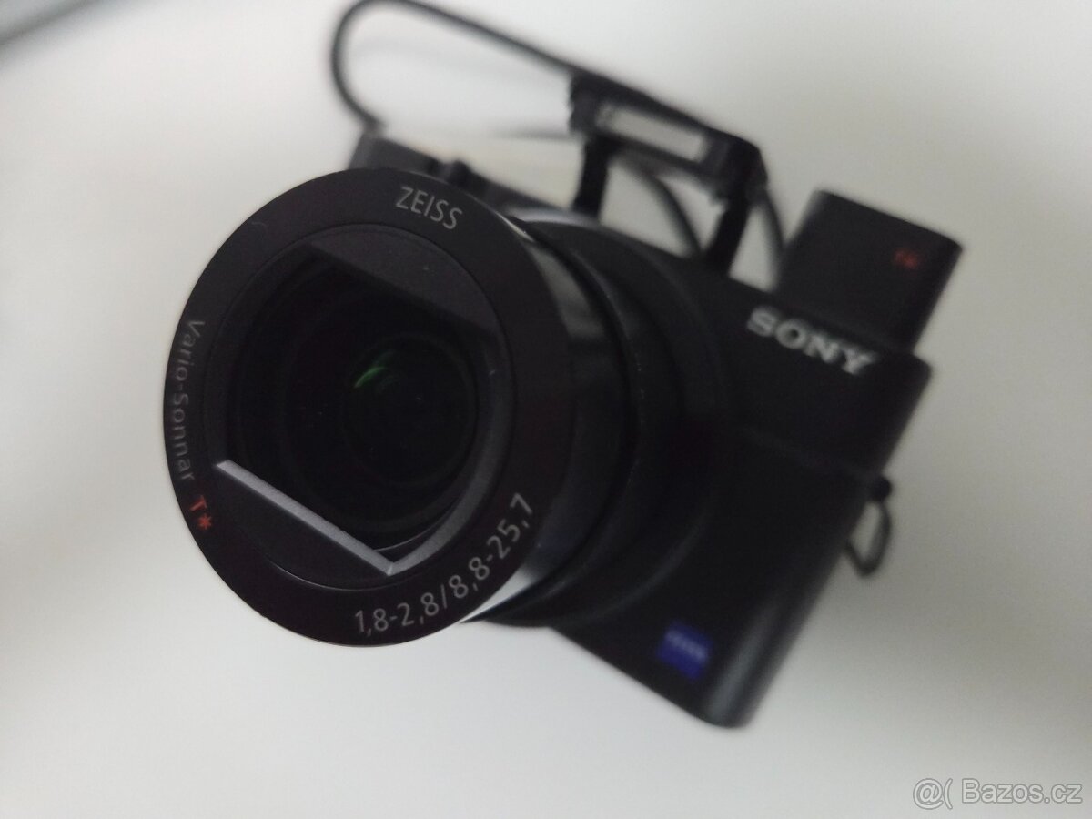 SONY DSC-RX100M3 + originální příslušenství - 12