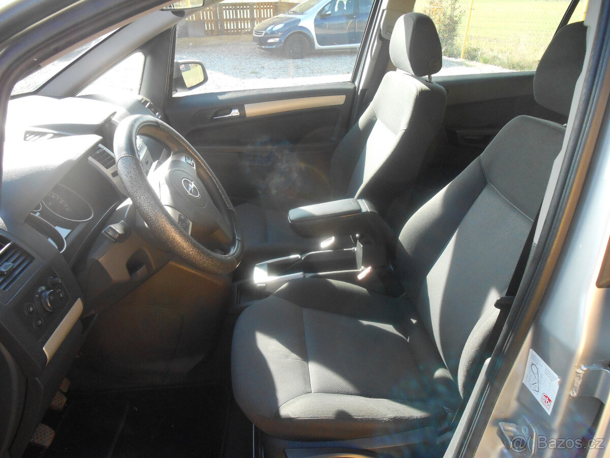 Opel Zafira 1.8i 103Kw - 12