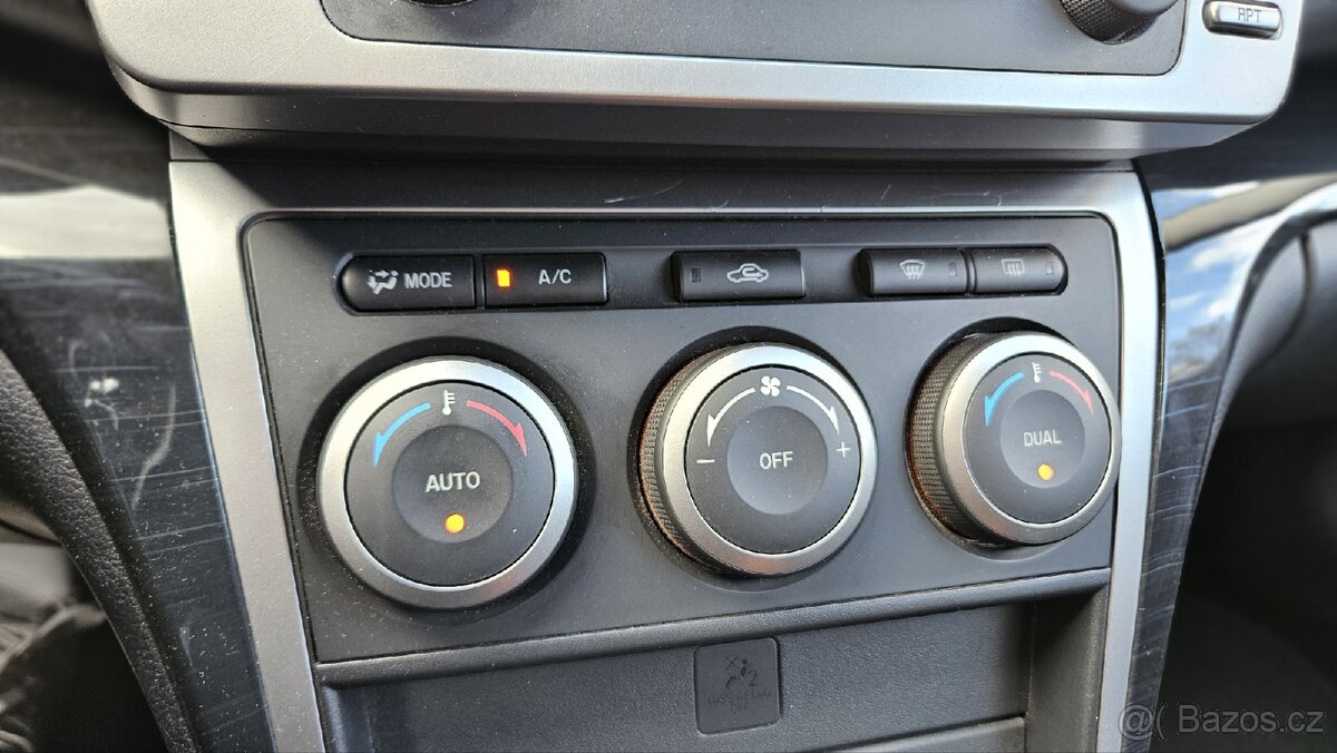 Mazda 6 2.0 diesel, 2009 rok - 12