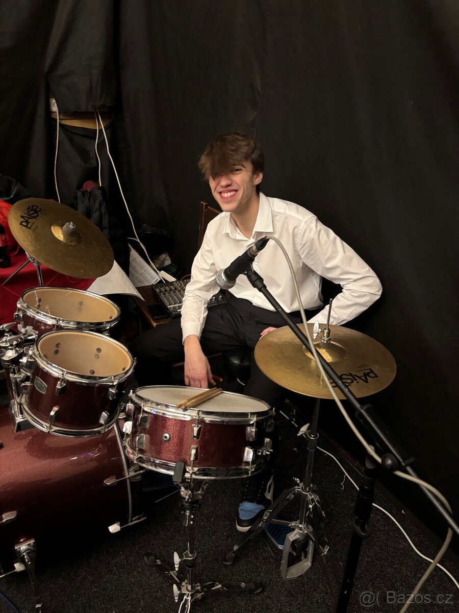 Veget - Hudba na oslavy, plesy, večírky, firemní akce - 12