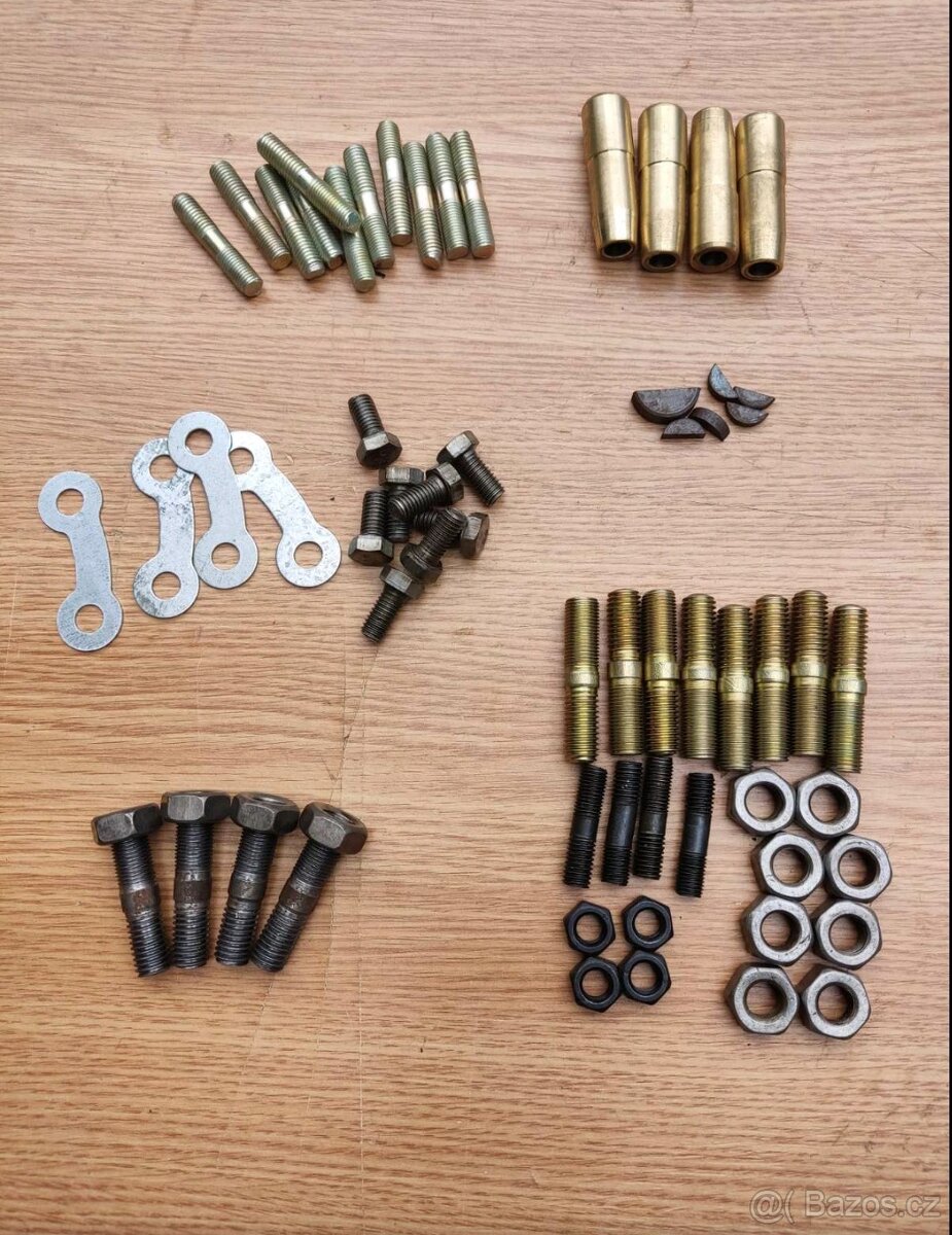 Ciferník tachometru výrobní štítek zadní světlo žárovka 6V - 12