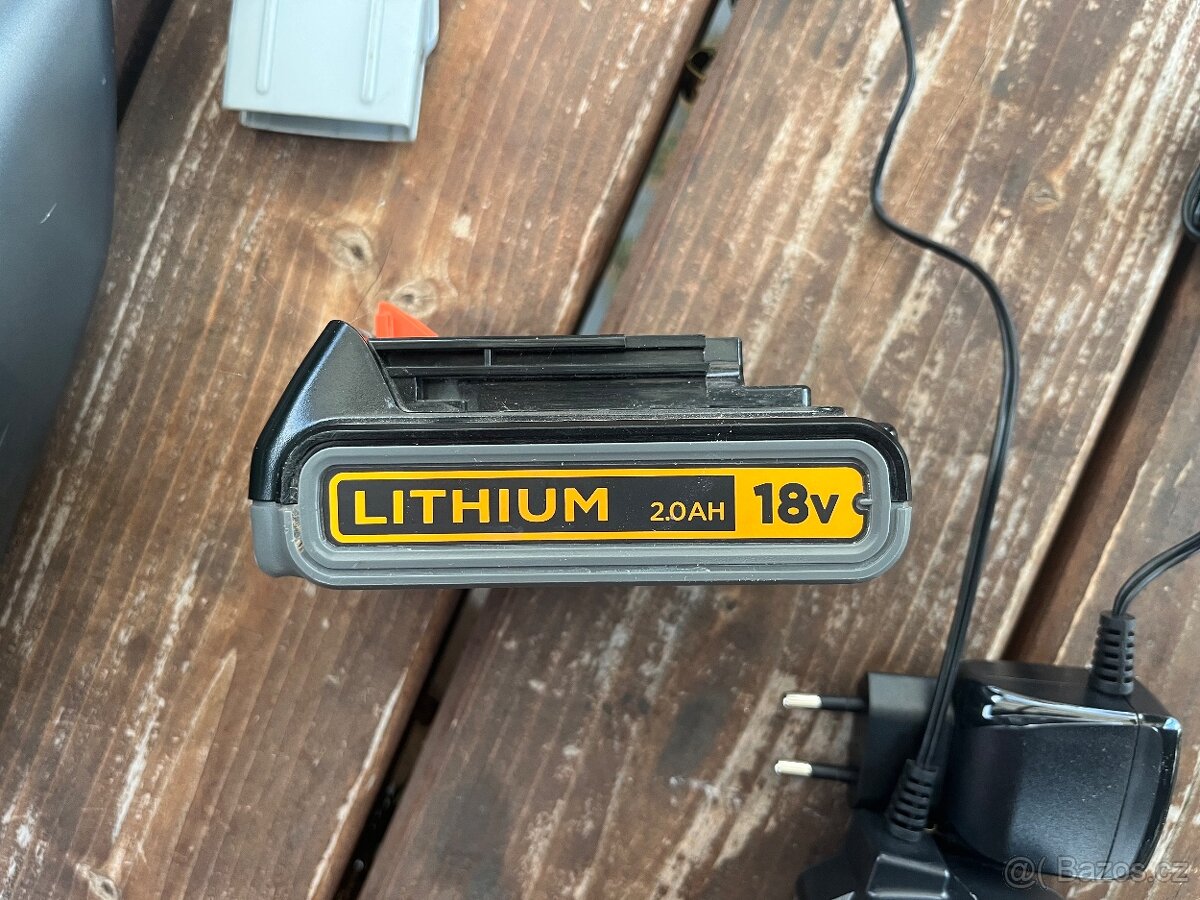 Black Decker Aku nářadí - 12