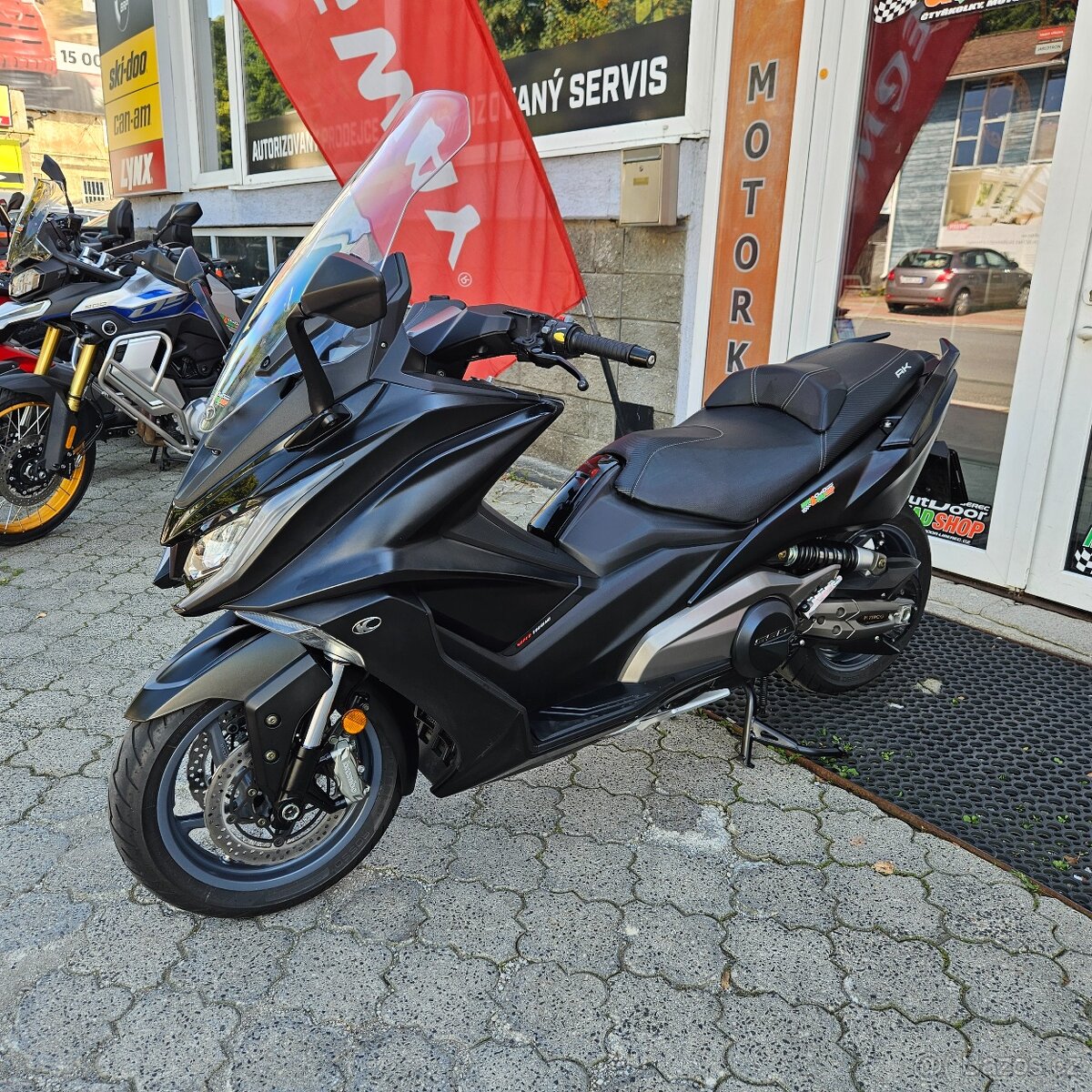 Kymco AK 550i ABS,ČR, Vyšší plexi, Výhřev rukojetí - 12