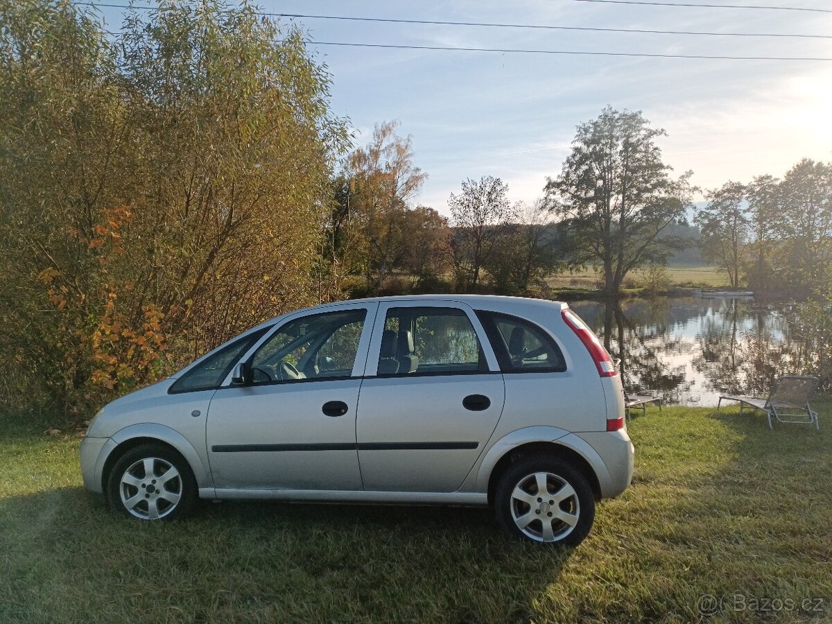 Opel Meriva 1600/74 kW Easytronic - 12