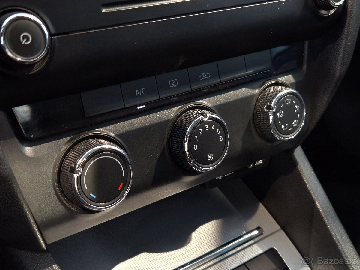 Škoda Octavia 3 Liftback 1.4TSI 103KW Ambition - 12