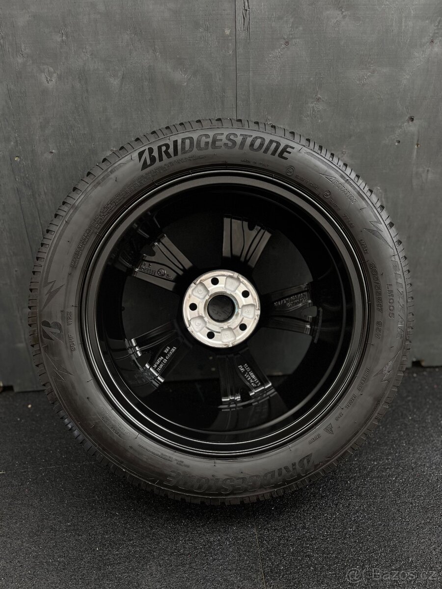 Alu. škoda octavia LYRA 5x112 205/55/17 - 12