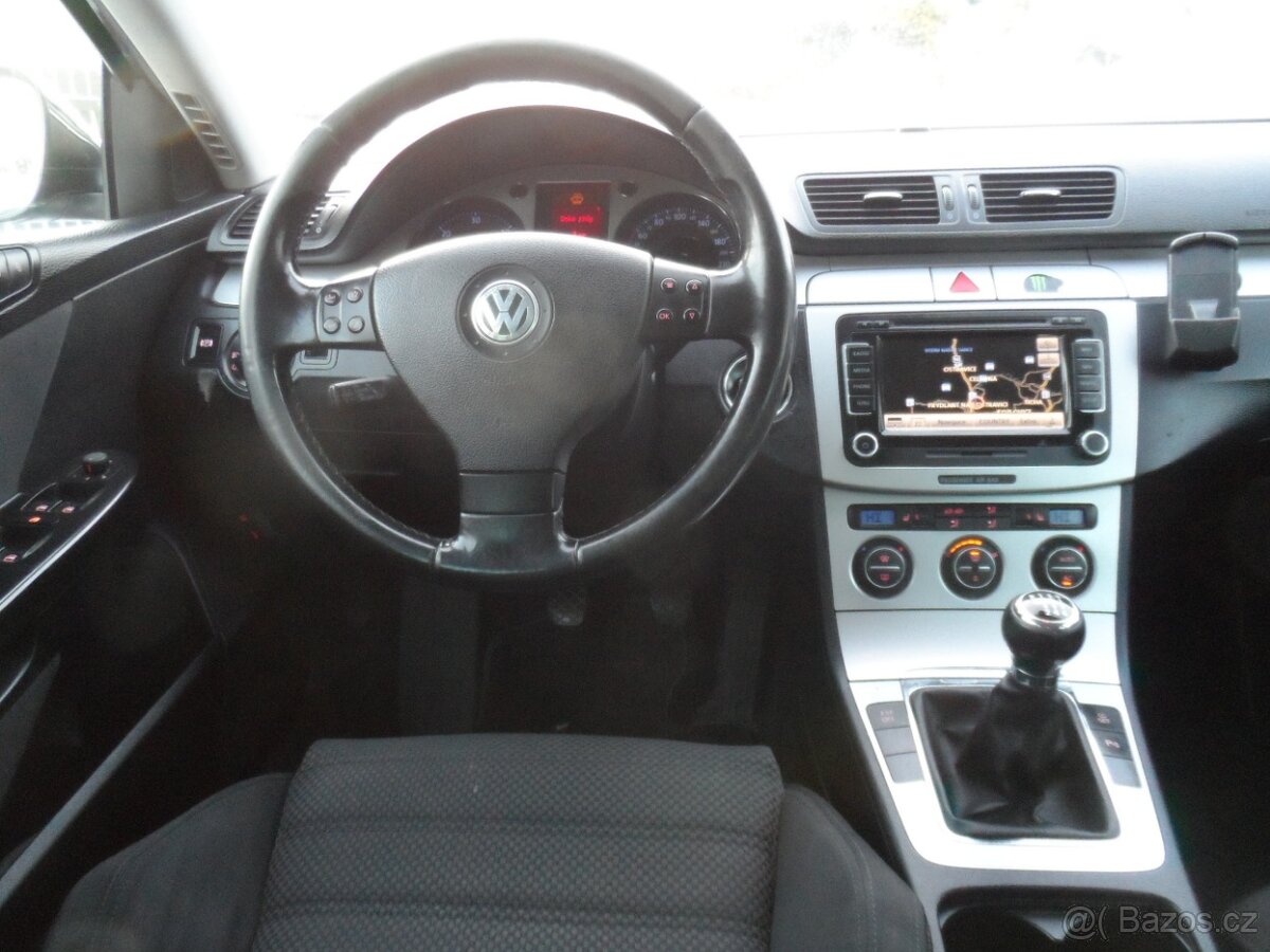VW Passat B6 2.0 TDI 103KW Sportline,Xenon,Navi - 12