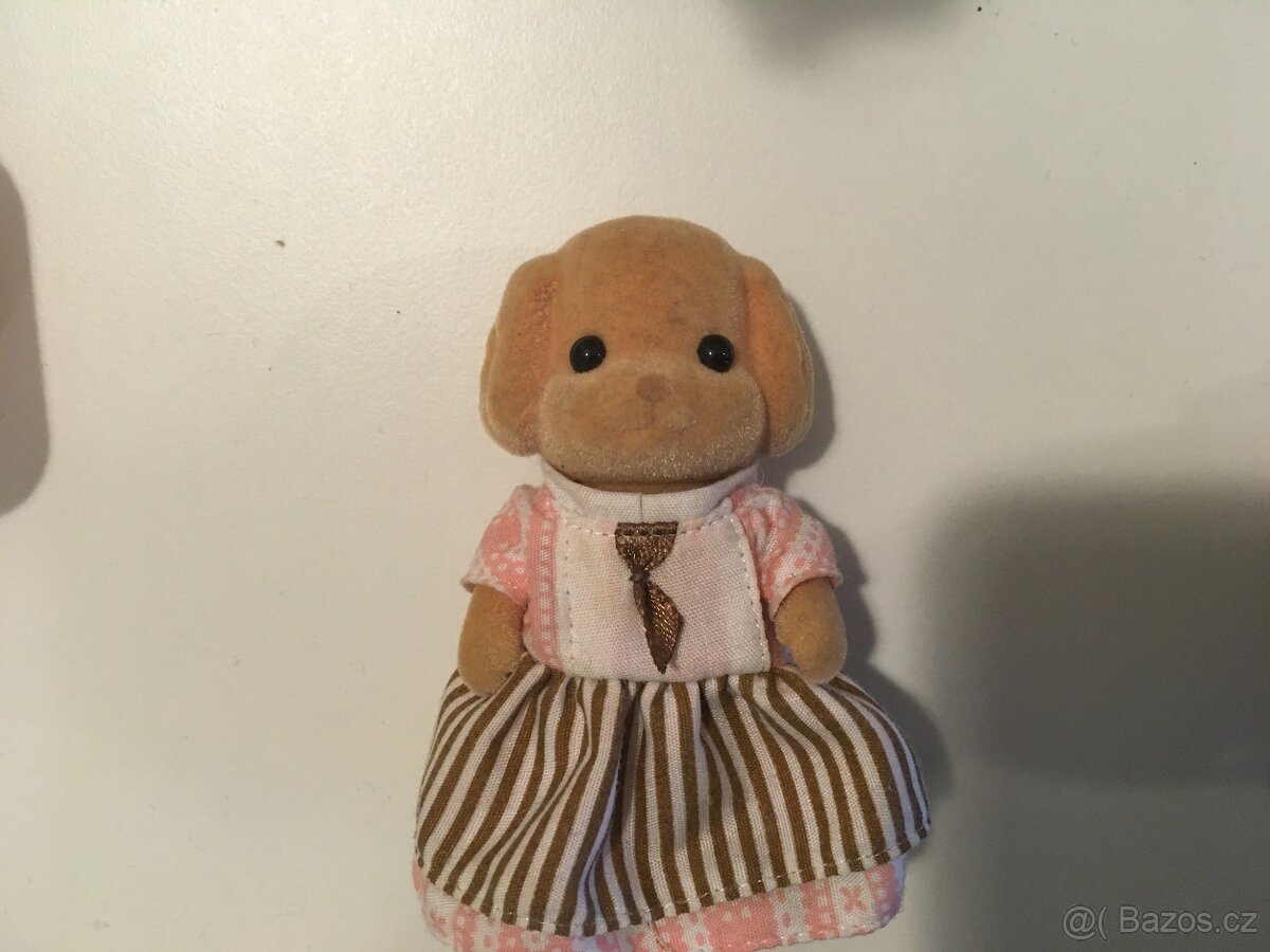 Set domu, karavanu, auta, cukrárny, miminek a rodinek silvan - 12