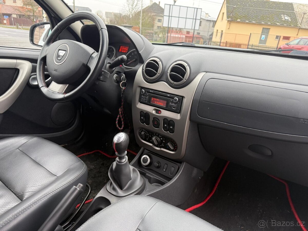 Dacia Duster 4WD 1.6i 77kw jen 67.244km 4x4 tažné zařízení - 12