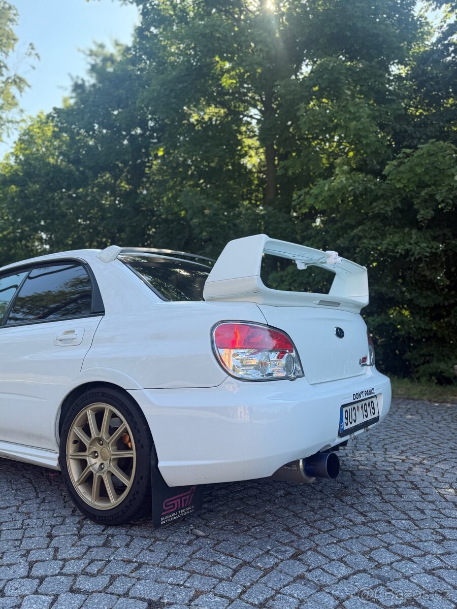 Subaru impreza wrx STI JDM version - 12