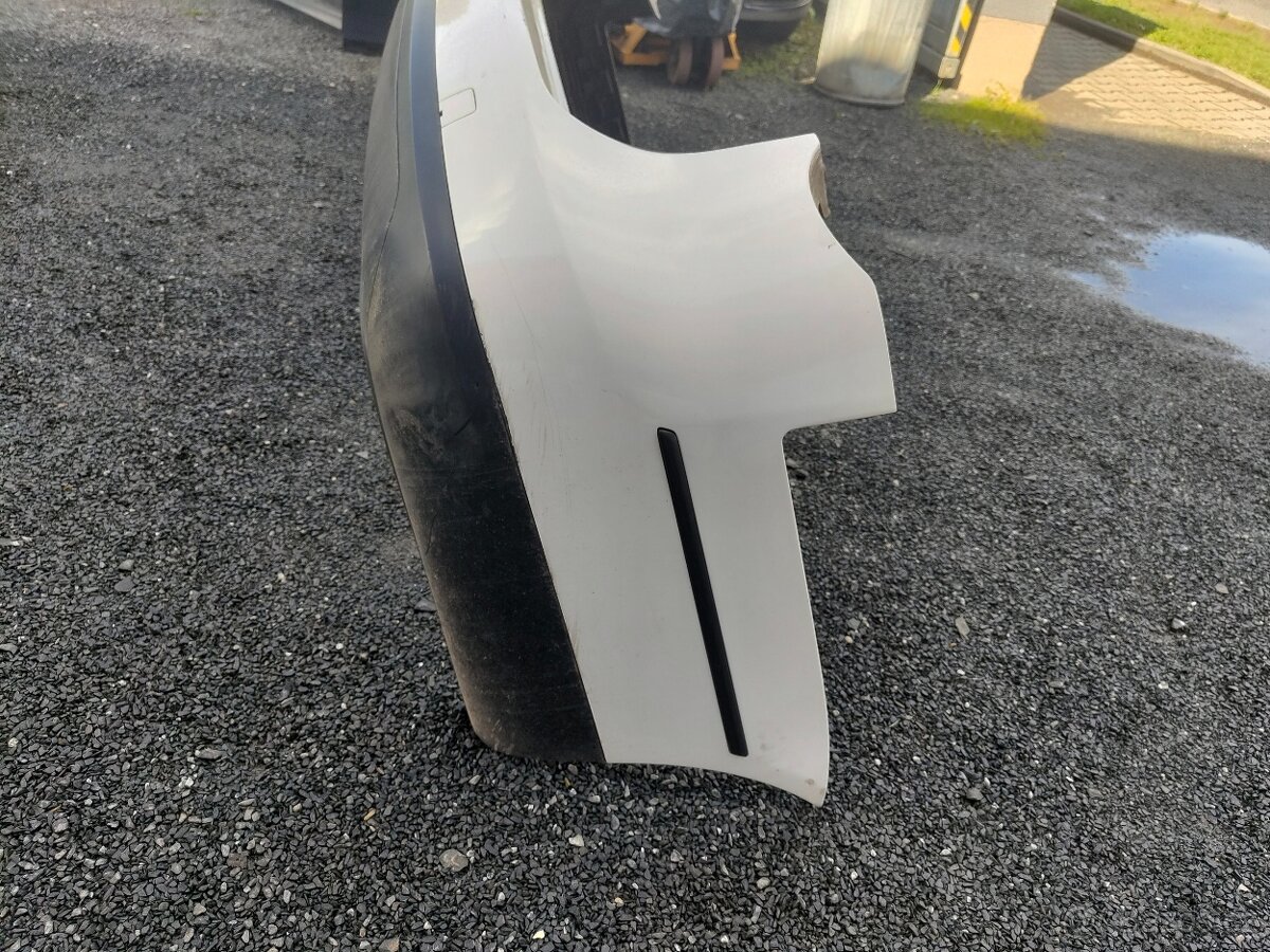 Karosářské díly Passat B6 combi - LB9A - 12