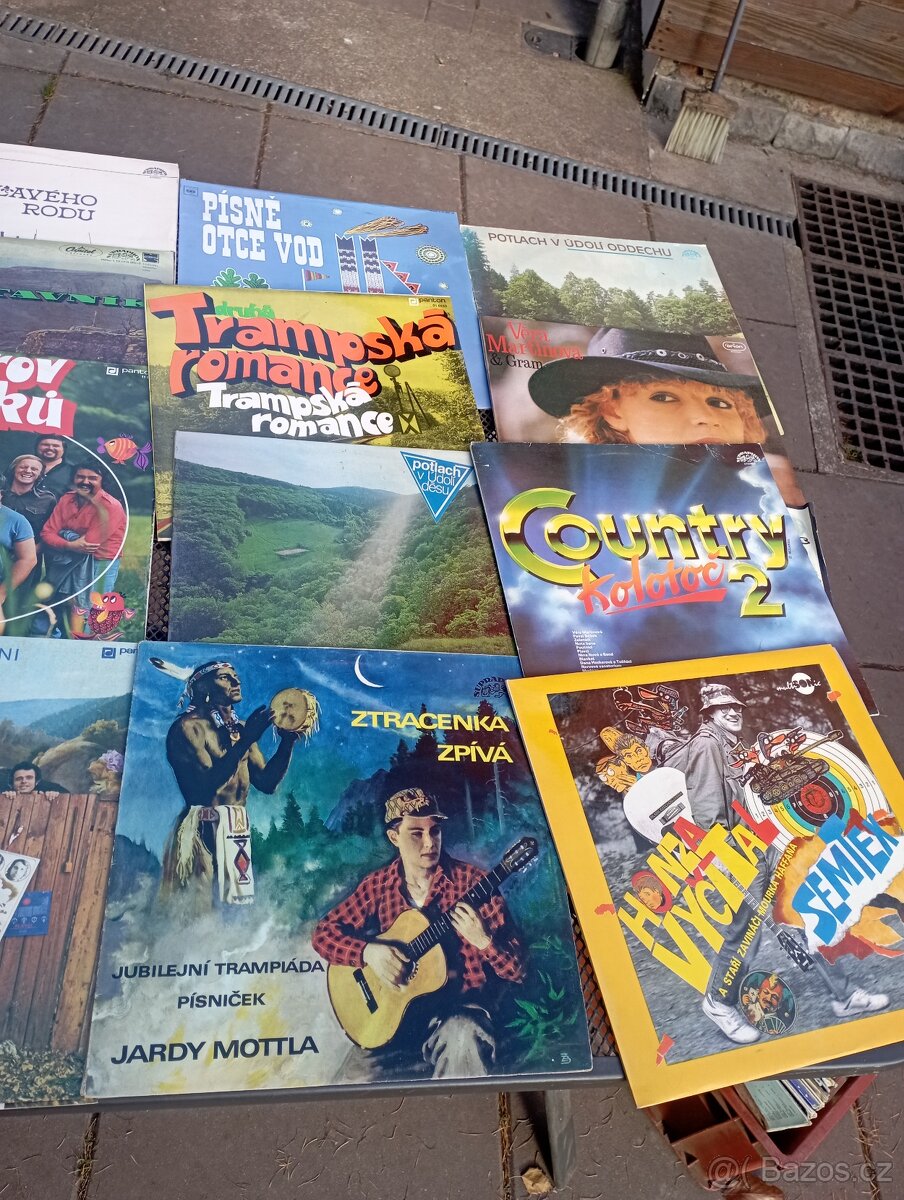 Folk, trampské LP 88 ks - 12