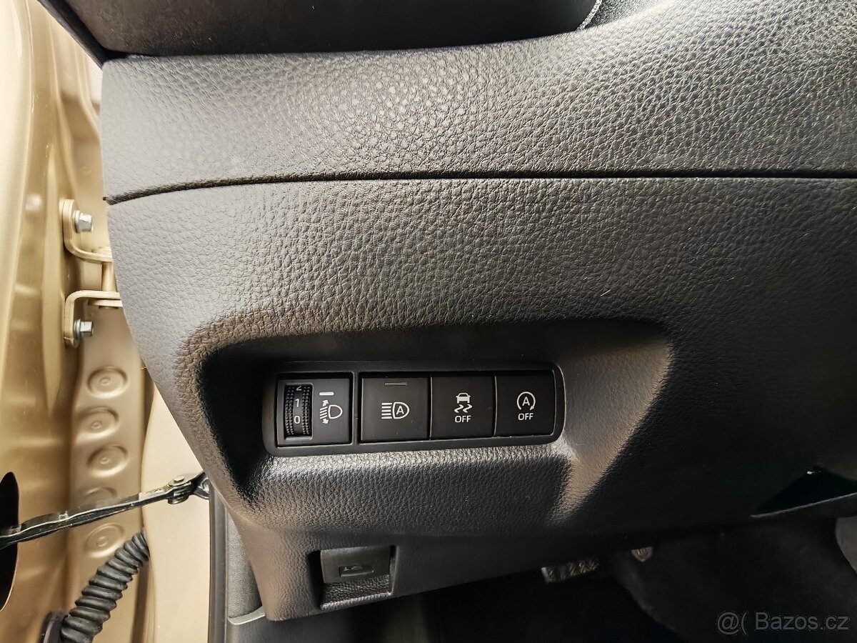 Toyota Aygo 1.0 X-Play STYLE - 12