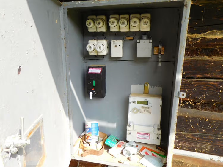 pozemek s chalupou na Slovensku u obce Klokočov - 12