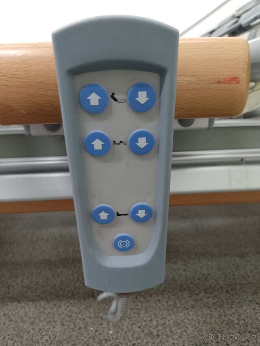 Elektrická polohovací postel Völker, TOP STAV - 12