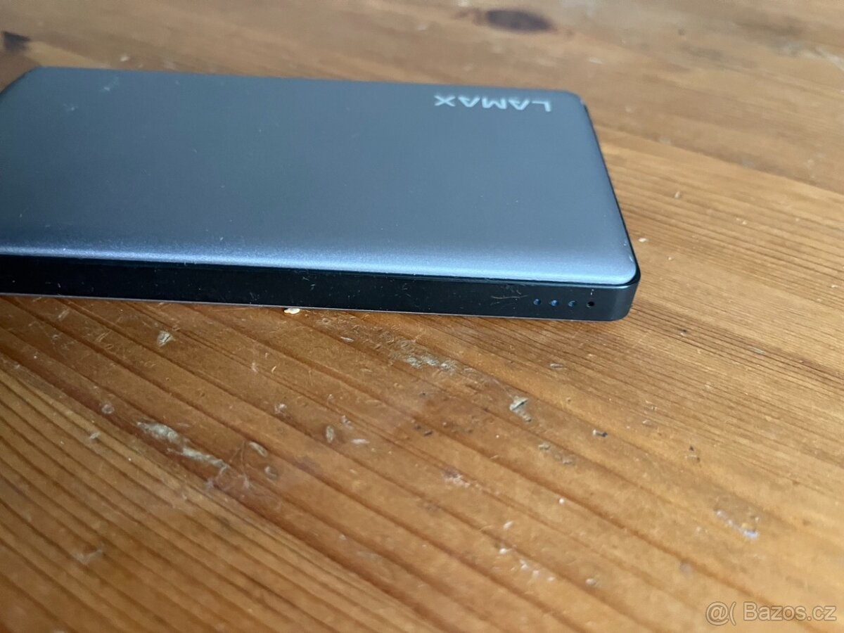 Powerbanka LAMAX 10000 mAh - 12