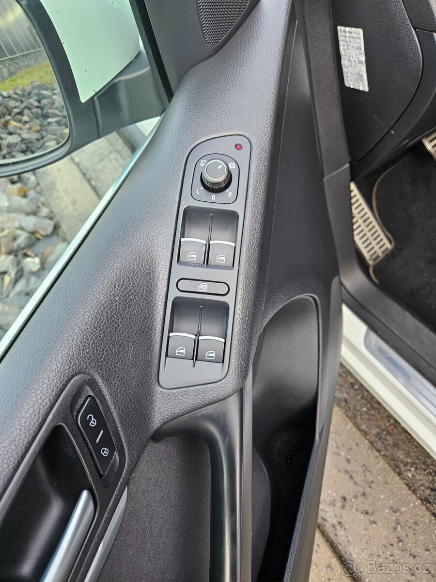 VW Tiguan 2.0TDi R line - 12