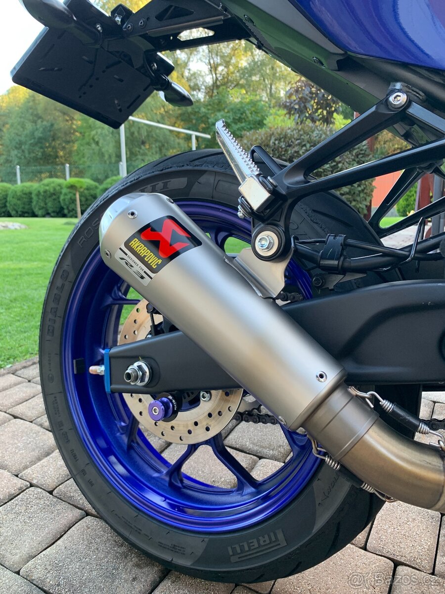 Yamaha YZF R3 2016 - TOP STAV - 12