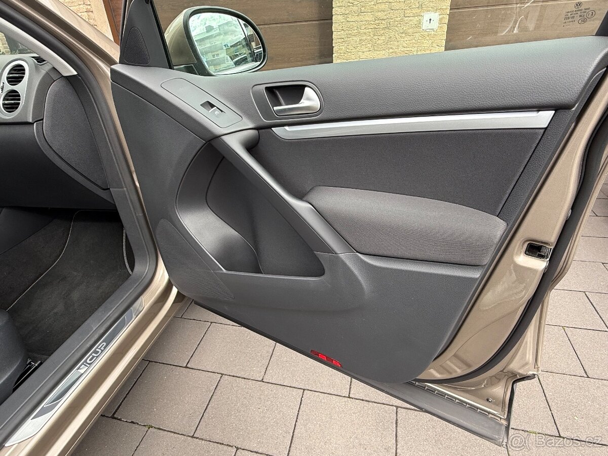 WV Tiguan,28.000km,1.Majitel,1.4TSI,122PS - 12