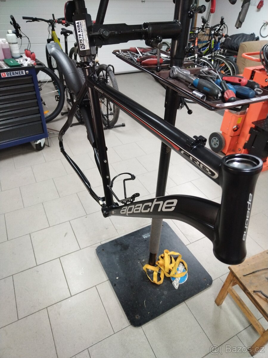 Pánské trekingové kolo Apache Arrow - 12