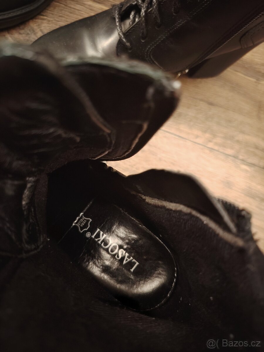 Oblečení a obuv na prodej - 12