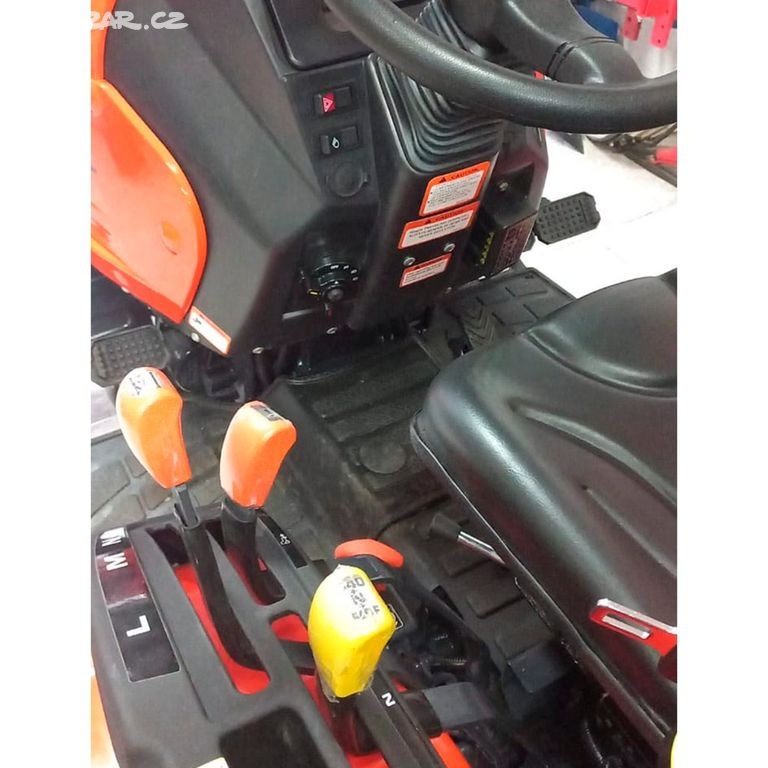 Malotraktor Avenger 26 4x4 - 12