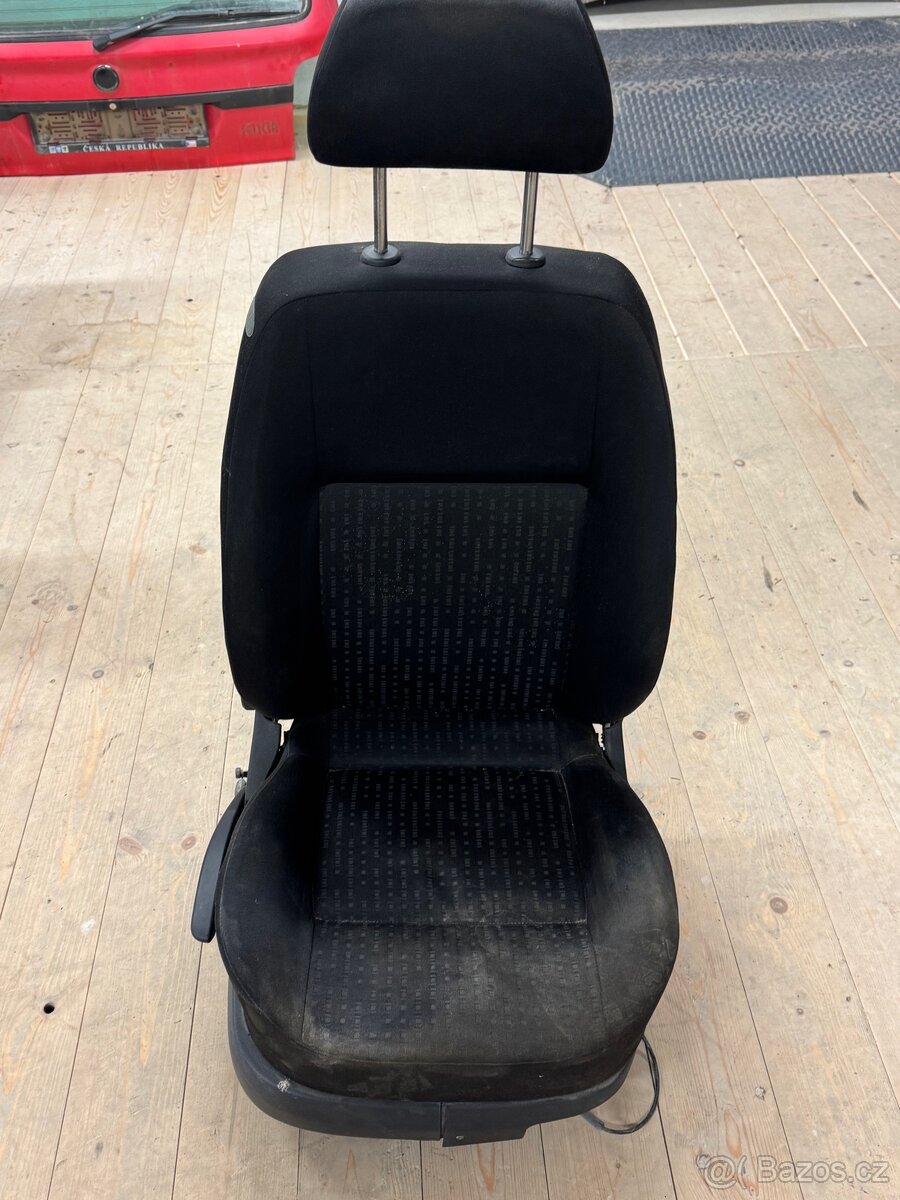 VW Passat B5, B5,5, přední sedačky - 12
