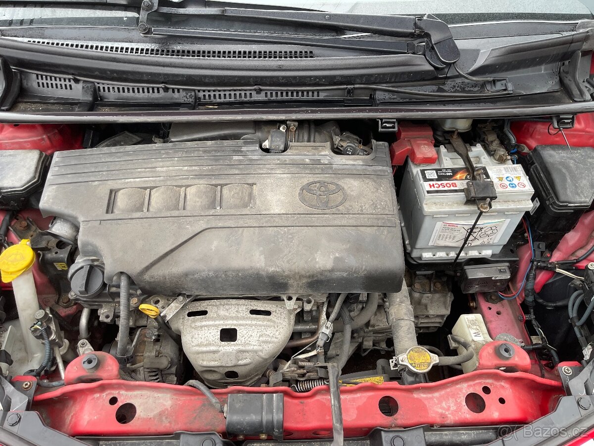 Yaris 1.3 benzin - 12