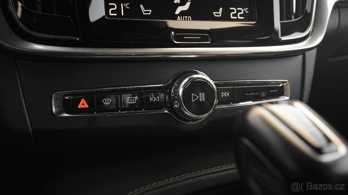 Volvo V90, D5 AWD 2,0/173kW DPH Tažné ČR - 12