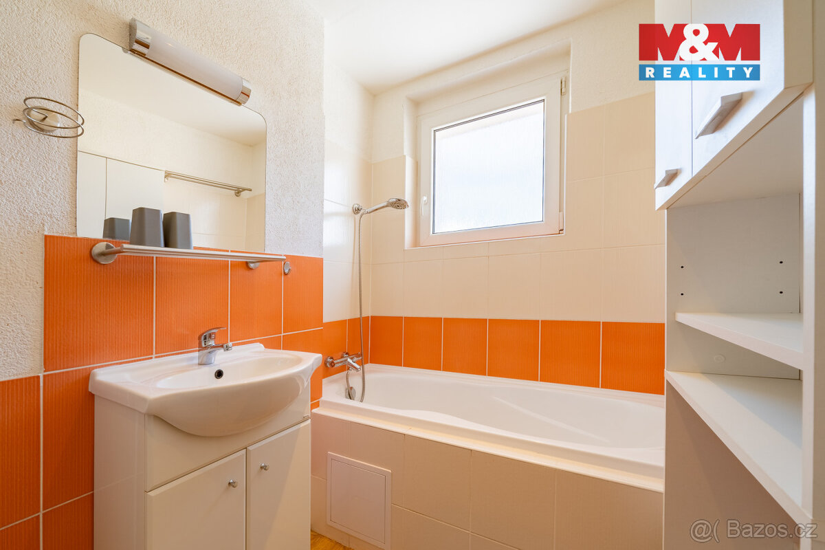 Pronájem bytu 1+1, 49 m², Horní Slavkov, ul. Dlouhá - 12