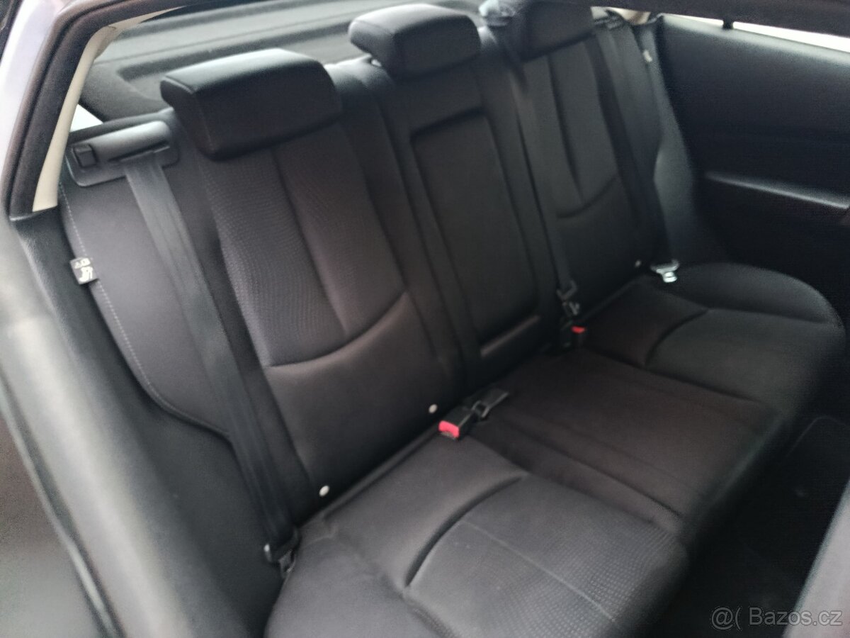 Mazda 6 1.8i 88 KW Nikdy nehavarováno Skvělý stav Nova STK - 12