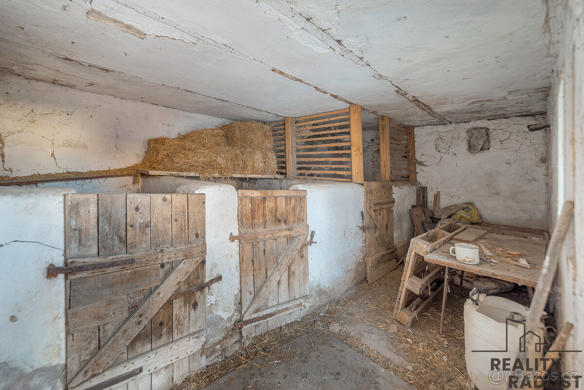 prodej rodinného domu 5+1 v Přeskačích se zahradou, RD 5+1, - 12